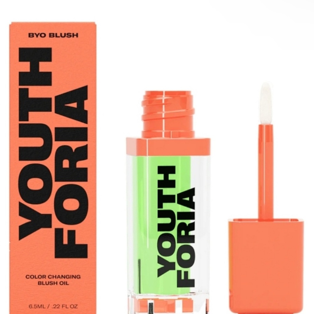 Chemical Reaction pH color changing blush oil  by Youth Foria